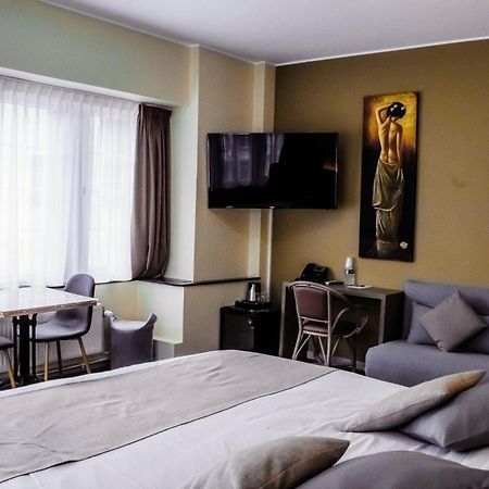 Hotel Des Postes هوفاليز المظهر الخارجي الصورة