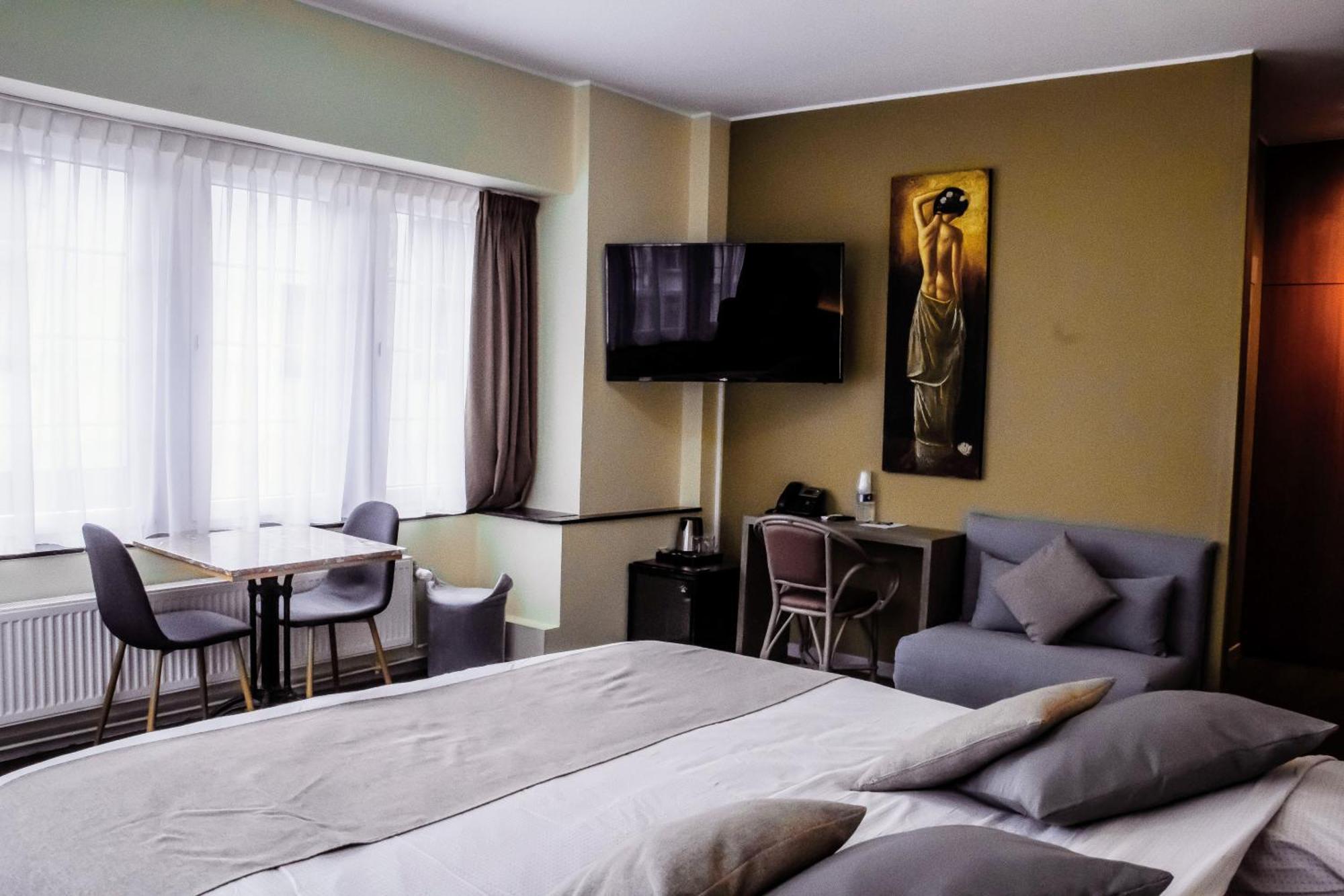 Hotel Des Postes هوفاليز المظهر الخارجي الصورة