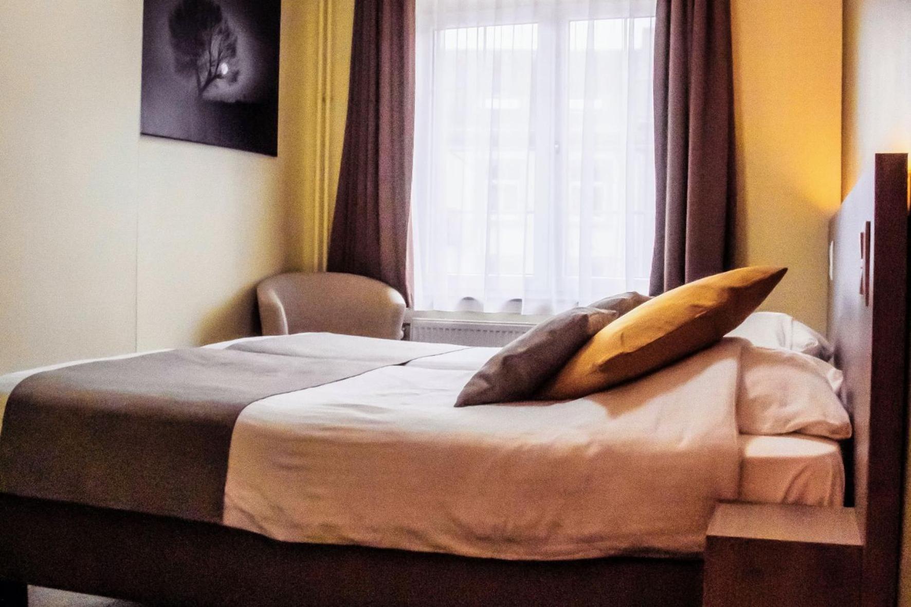 Hotel Des Postes هوفاليز الغرفة الصورة